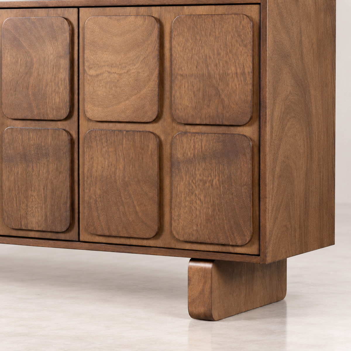 Credenza Brand