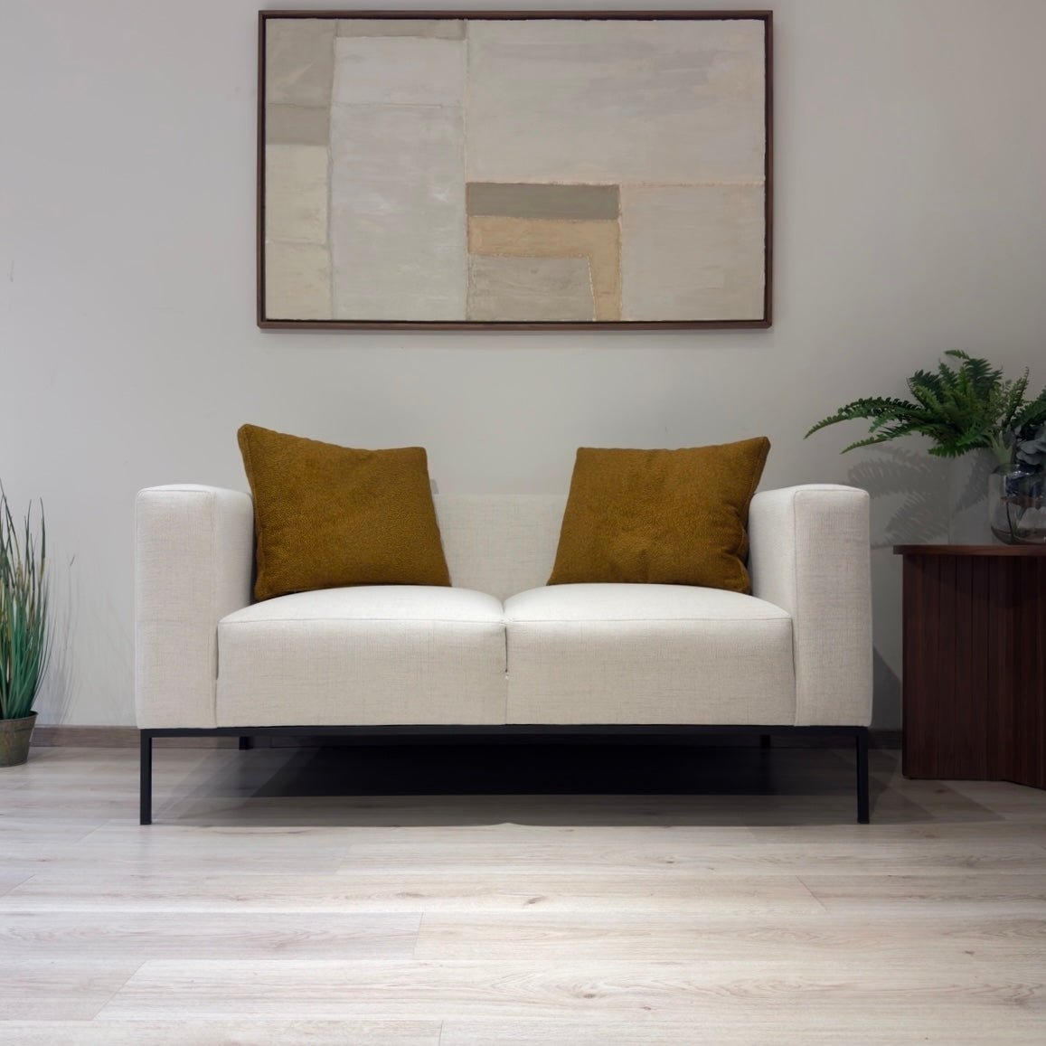 Love Seat Lima