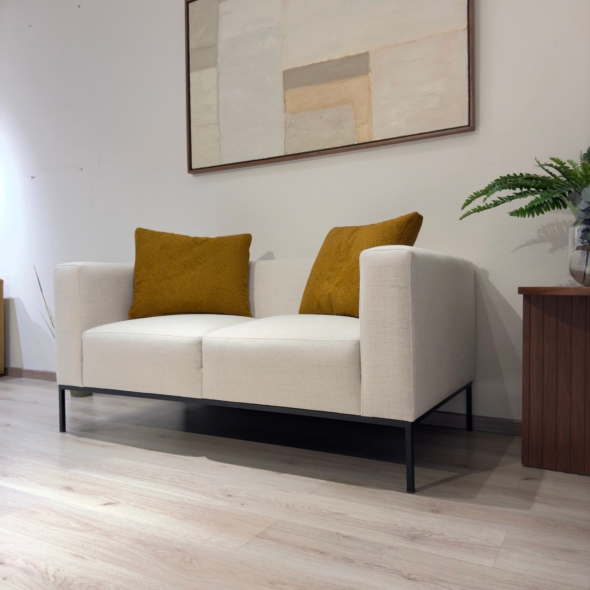 Love Seat Lima