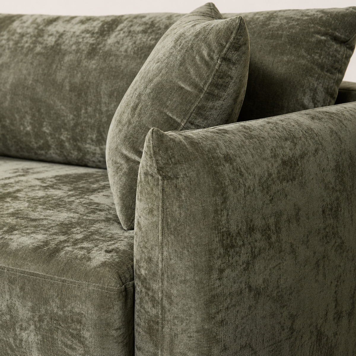 Love Seat Mila