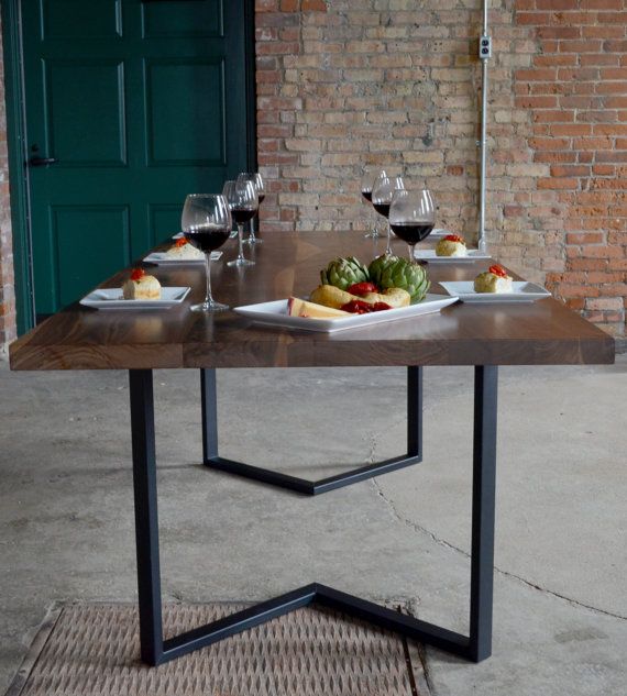 Mesa de Comedor Less Nogal