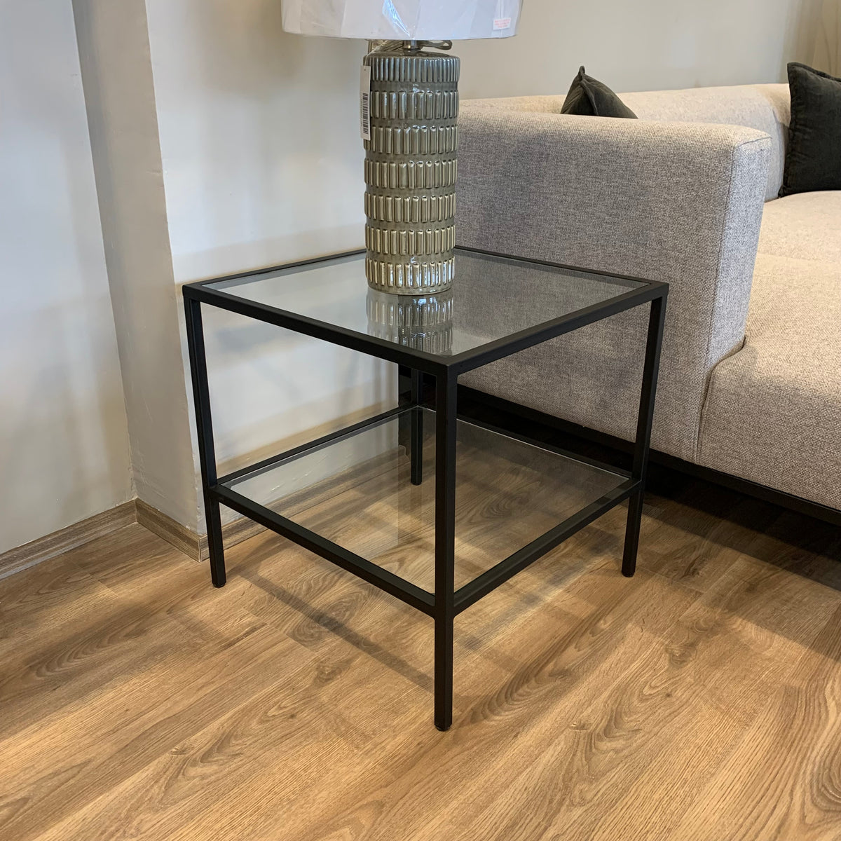 Mesa Lateral Lara